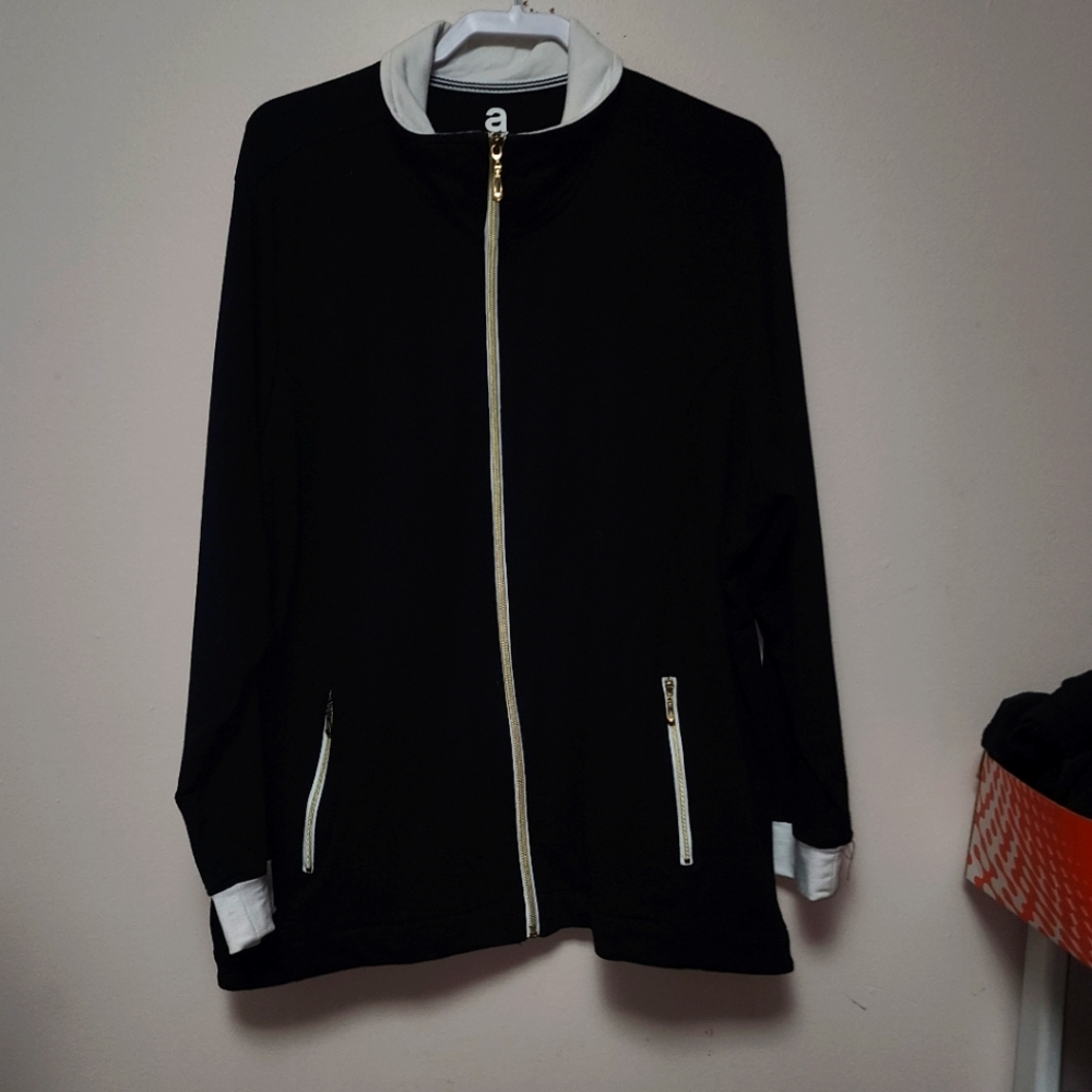 Avenue Athletic Black With White Trim Zip Up Jacket 26/28 Plus Size